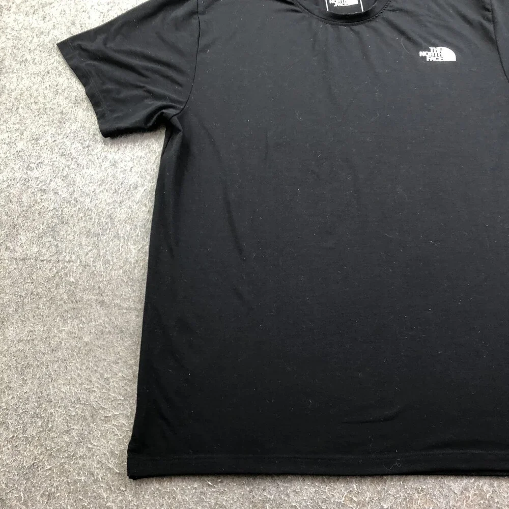 The North Face Shirt Mens Medium Black Solid Logo Tagless Tee Outdoor Casual - Picture 2 of 9